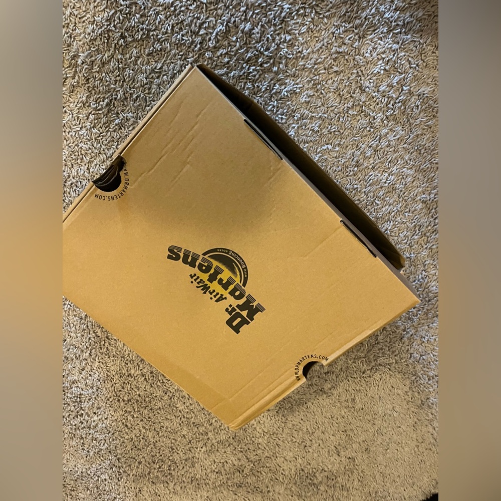 Dr Martens - Picture 4 of 6